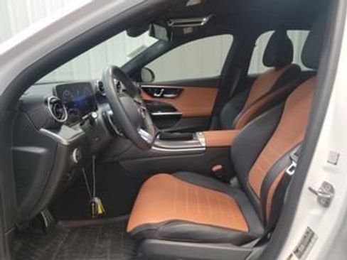 Used 2025 Mercedes-Benz C 43 AMG 4MATIC Sedan image 7
