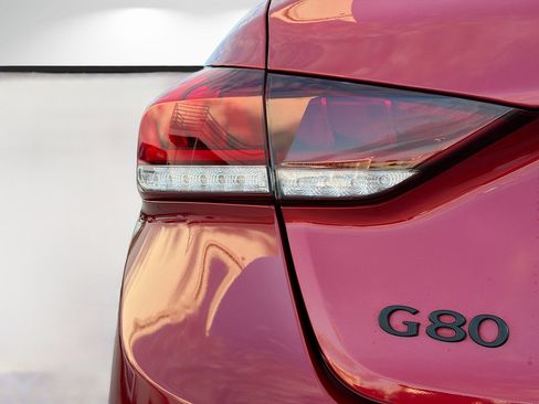 Used 2019 Genesis G80 3.3T Sport RWD image 10