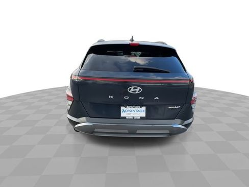 Used 2024 Hyundai Kona Limited AWD/4WD image 7