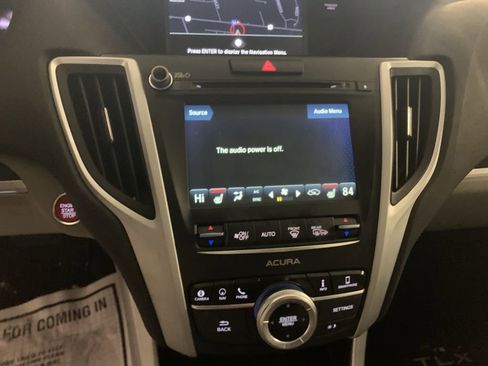 Used 2018 Acura TLX 3.5L Advance Pkg image 16