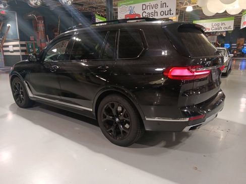 Used 2021 BMW X7 xDrive40i w/ Premium Package AWD/4WD image 8