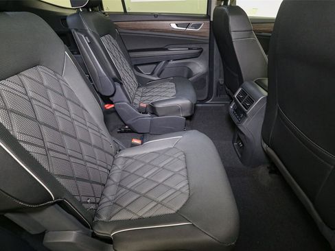 New 2026 Volkswagen Atlas SEL Premium R-Line AWD/4WD image 18