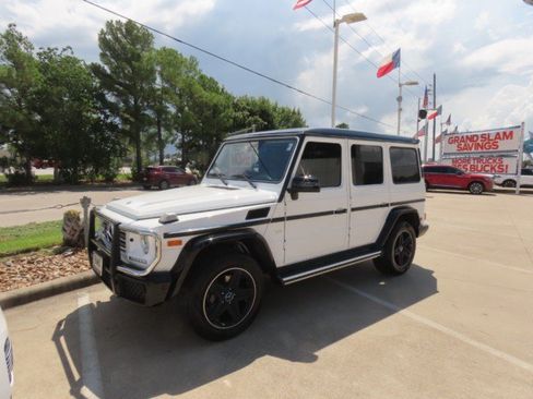 Used 2017 Mercedes-Benz G 550 image 2
