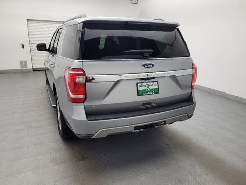 Used 2021 Ford Expedition XLT image 6