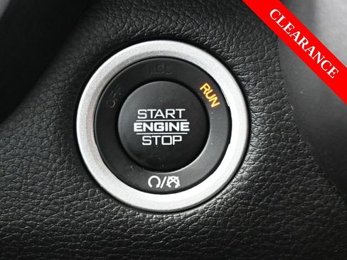 Used 2024 RAM 1500 Laramie image 23