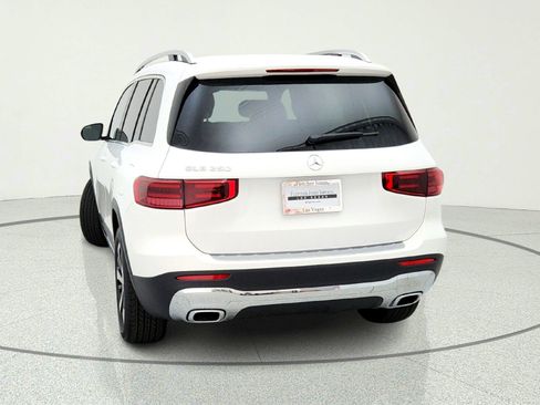 New 2026 Mercedes-Benz GLB 250 image 11