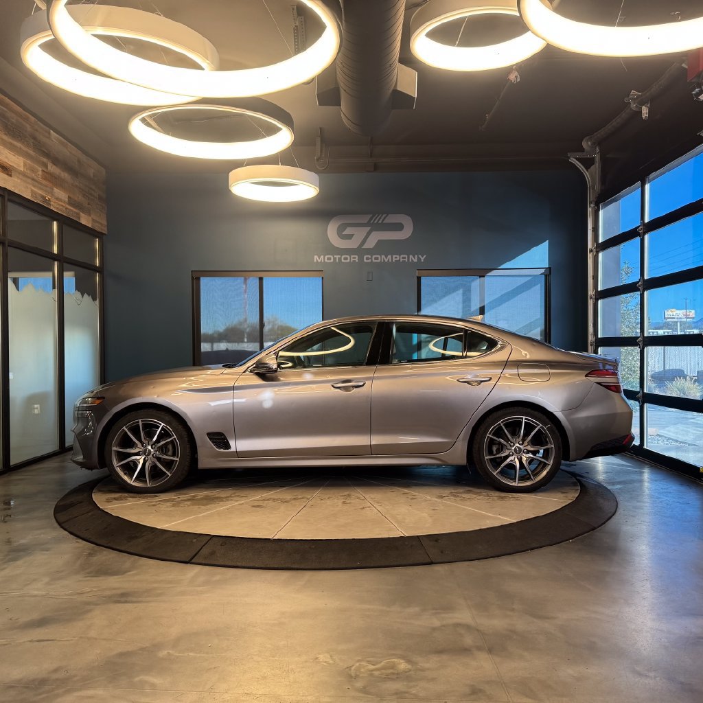 Used 2023 Genesis G70 2.0T AWD/4WD image 6