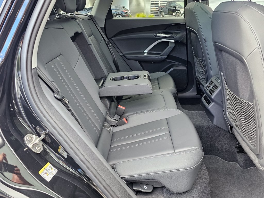 Used 2025 Audi Q5 Premium w/ Convenience Package AWD/4WD image 6