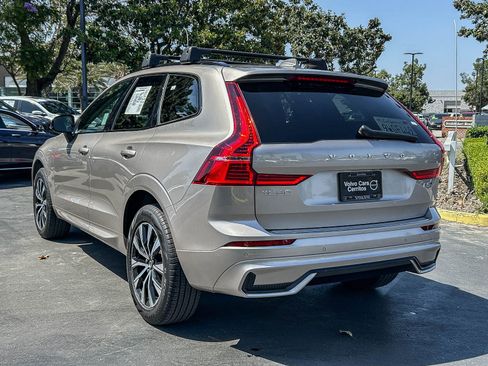 Used 2025 Volvo XC60 B5 Core w/ Protection Package Premier AWD/4WD image 8
