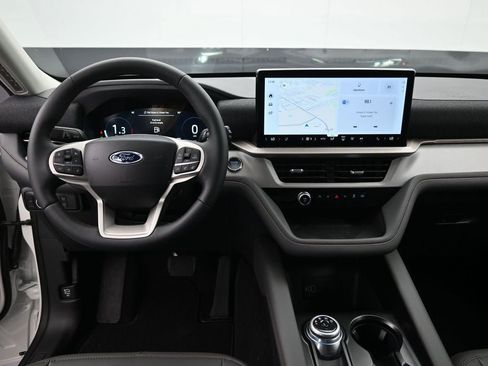 New 2026 Ford Explorer Active w/ Active Comfort Package RWD image 11