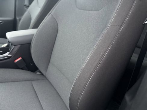 New 2025 Kia K4 LXS image 9