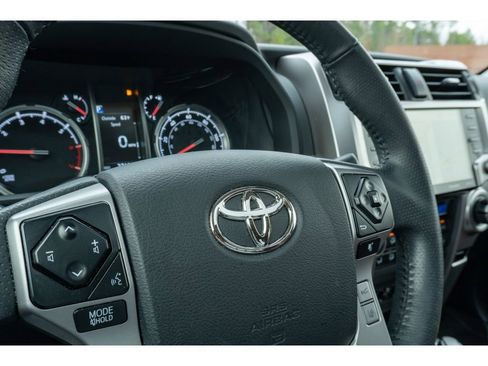 Used 2022 Toyota 4Runner Limited image 28