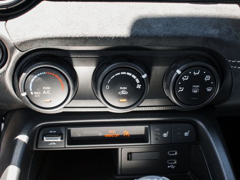 New 2026 MAZDA MX-5 Miata RF Club w/ Interior Package RWD image 18
