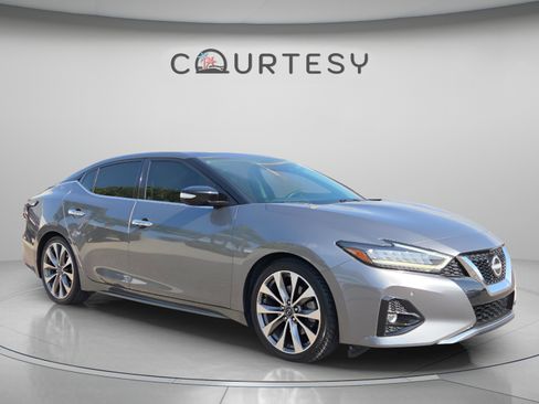 Certified 2023 Nissan Maxima Platinum w/ Sport Mat Group FWD image 10
