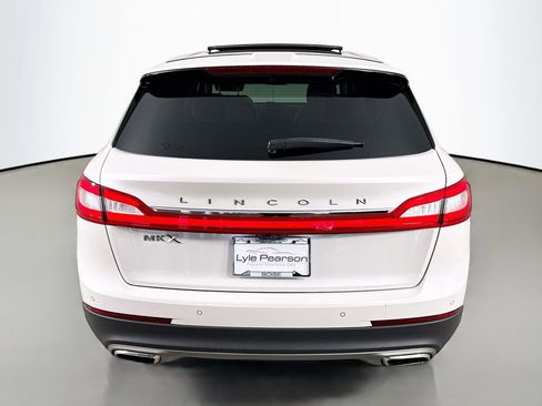 Used 2017 Lincoln MKX Reserve FWD image 10