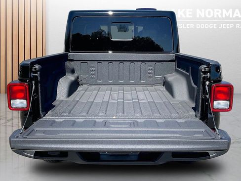 New 2026 Jeep Gladiator Sport image 24