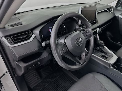 Certified 2025 Toyota RAV4 XLE AWD/4WD image 22