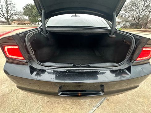 Used 2014 Dodge Charger SXT image 18