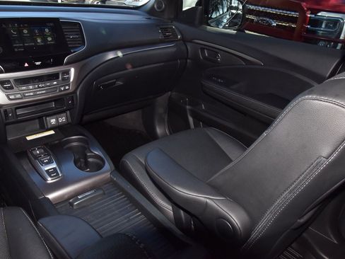 Used 2022 Honda Passport EX-L image 17