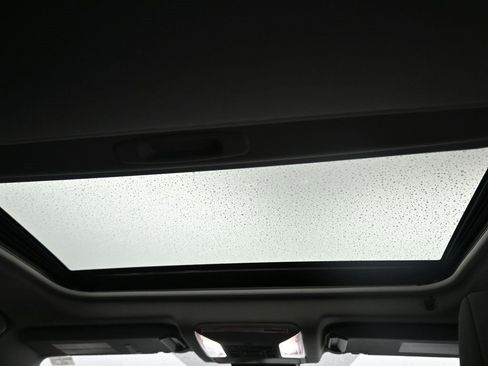 Used 2022 Toyota RAV4 XLE w/ Convenience Package image 35