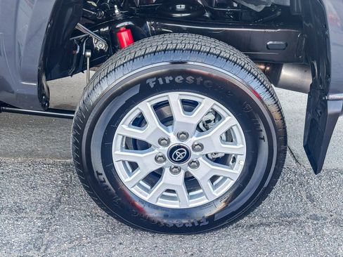 Certified 2025 Toyota Tacoma SR5 image 12