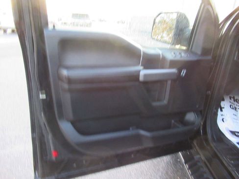 Used 2018 Ford F150 XLT w/ Equipment Group 301A Mid image 22