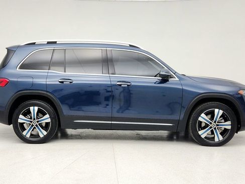 Used 2023 Mercedes-Benz EQB 250+ image 4