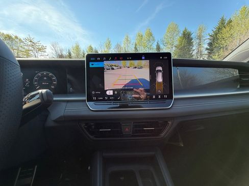 New 2026 Volkswagen Tiguan SE R-Line AWD/4WD image 19