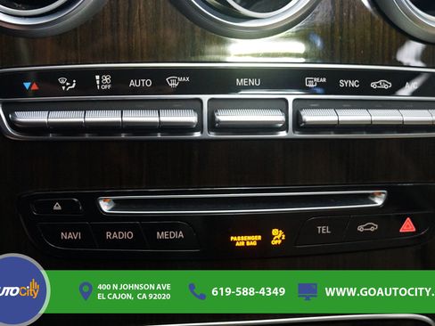 Used 2019 Mercedes-Benz GLC 300 image 24