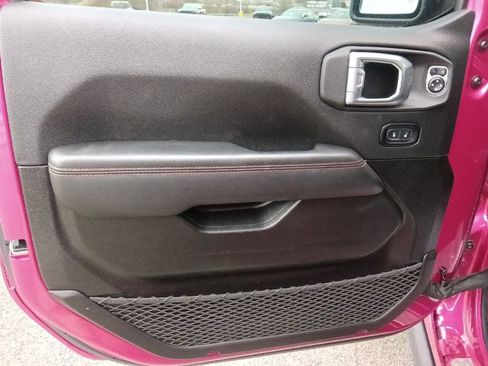 Used 2024 Jeep Gladiator Rubicon image 11