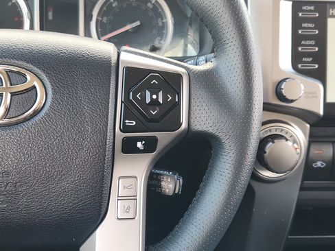 Used 2023 Toyota 4Runner TRD Sport AWD/4WD image 27