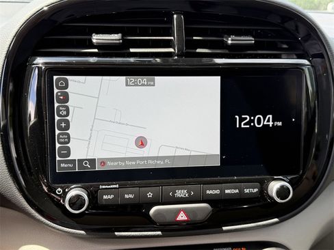 New 2025 Kia Soul EX image 24