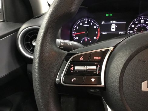 Used 2024 Kia Forte LXS image 33