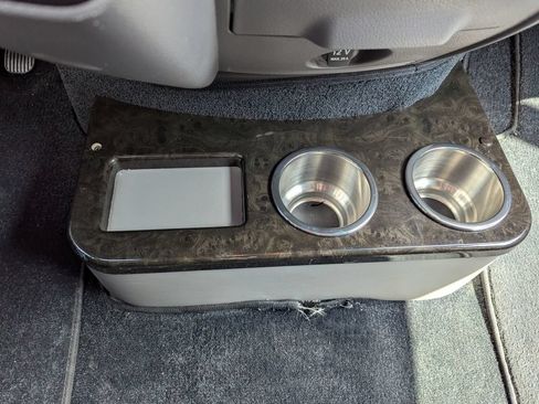 Used 2017 Mercedes-Benz Sprinter 2500 image 25
