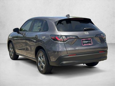 New 2026 Honda HR-V LX image 9