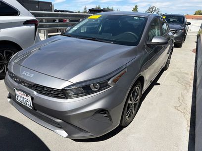 Used 2023 Kia Forte LXS w/ LXS Technology Package
