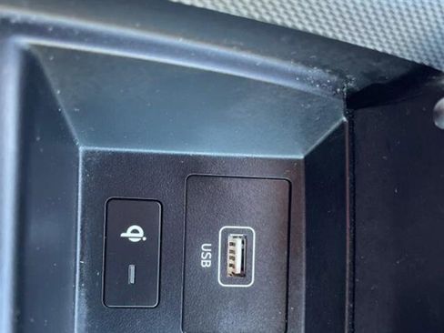 Used 2023 Hyundai Santa Fe SEL image 28