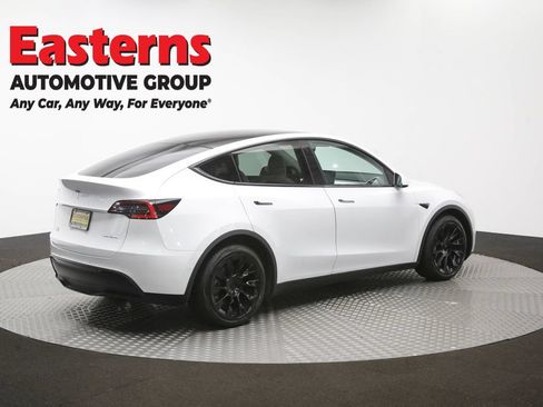 Used 2021 Tesla Model Y Long Range AWD/4WD image 36