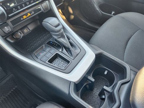 Used 2023 Toyota RAV4 LE image 21