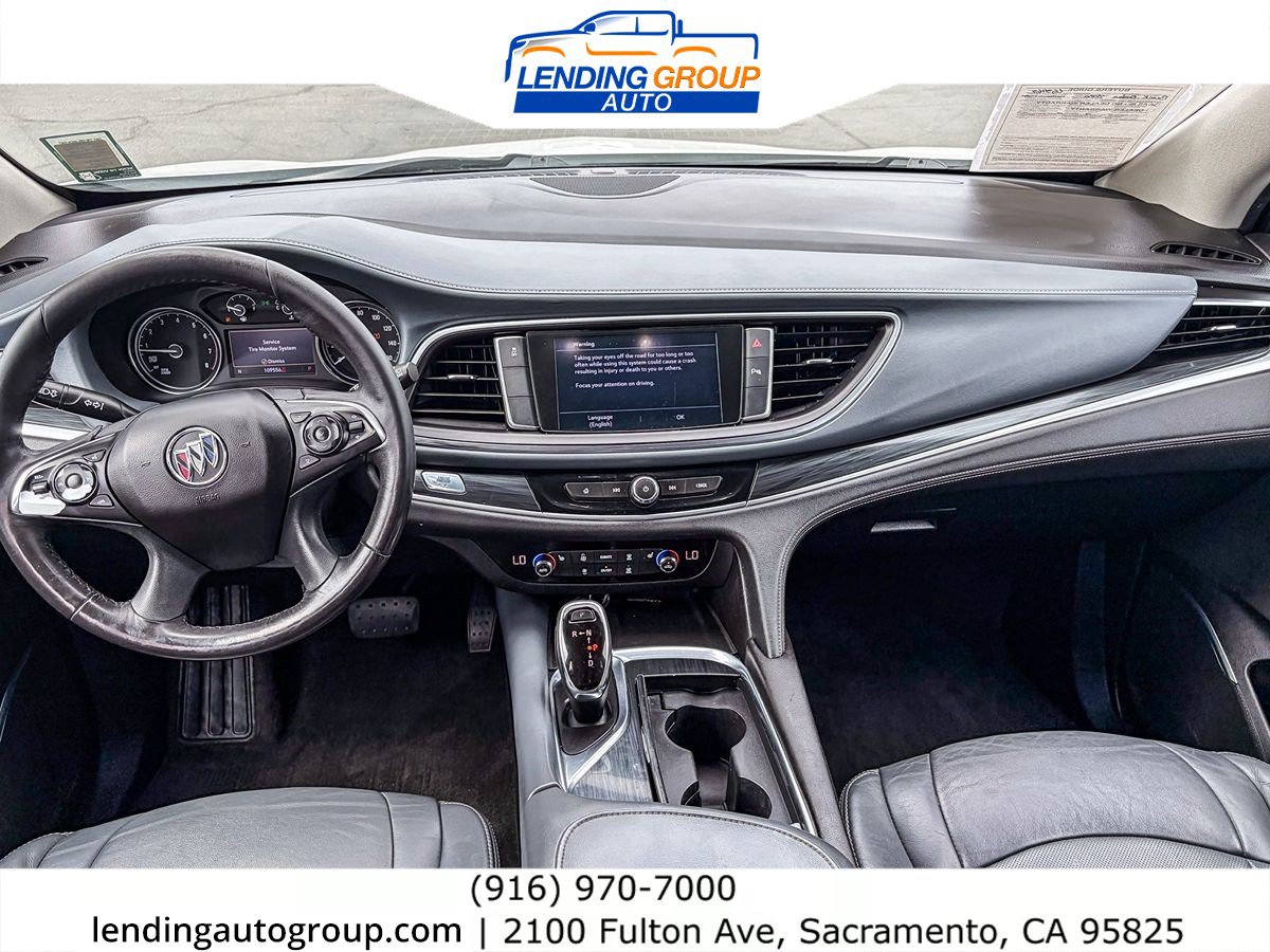 Used 2020 Buick Enclave Essence FWD image 11
