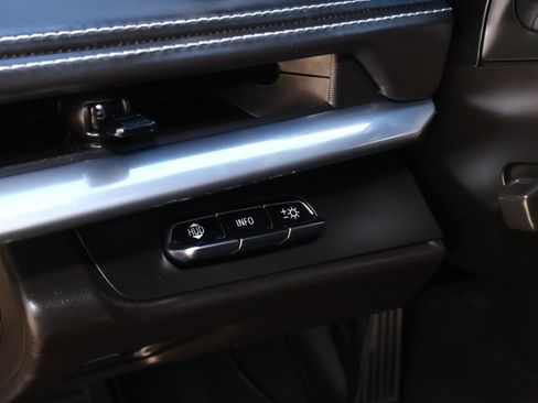 Used 2023 Chevrolet Corvette Z06 image 21