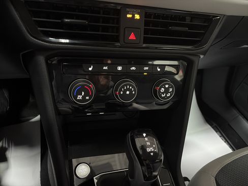 Certified 2025 Volkswagen Taos S image 20