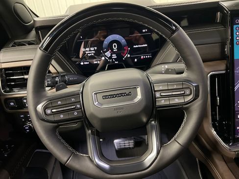 New 2026 GMC Yukon Denali Ultimate AWD/4WD image 19