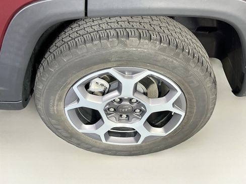 Used 2022 Jeep Compass Trailhawk w/ Trailhawk Convenience Group AWD/4WD image 29