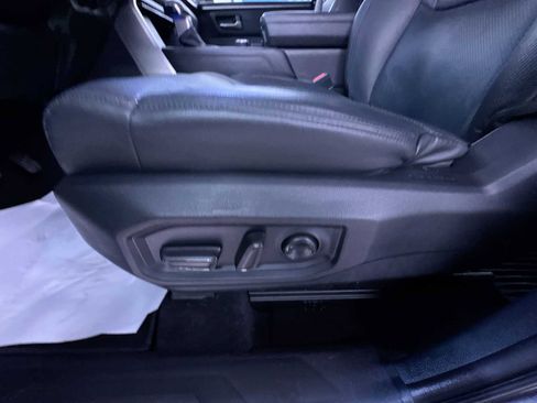 Used 2022 Toyota Tundra Limited image 13