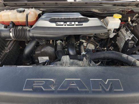 Used 2020 RAM 1500 Limited RWD image 33