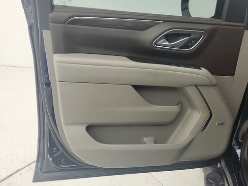 Used 2024 Chevrolet Tahoe Z71 w/ Off-Road Capability Package image 28