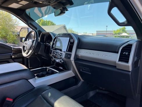 Used 2022 Ford F350 Lariat w/ Lariat Ultimate Package AWD/4WD image 23