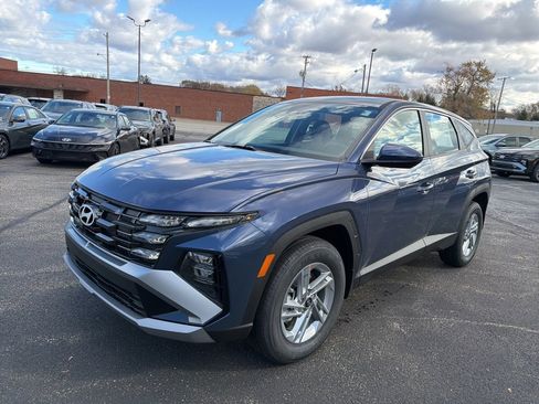 New 2026 Hyundai Tucson SE image 3