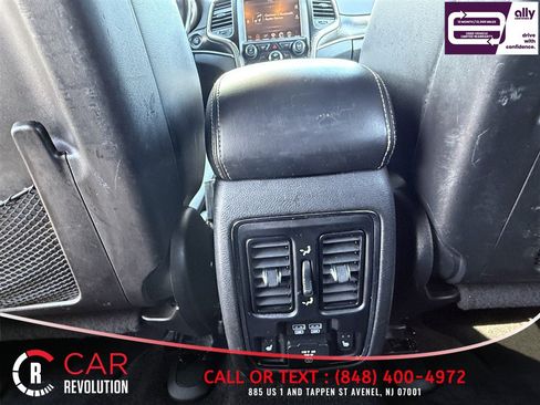 Used 2015 Jeep Grand Cherokee Limited AWD/4WD image 11